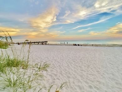 Ground Level Half Duplex with Two Bedrooms 1 Block to Beach